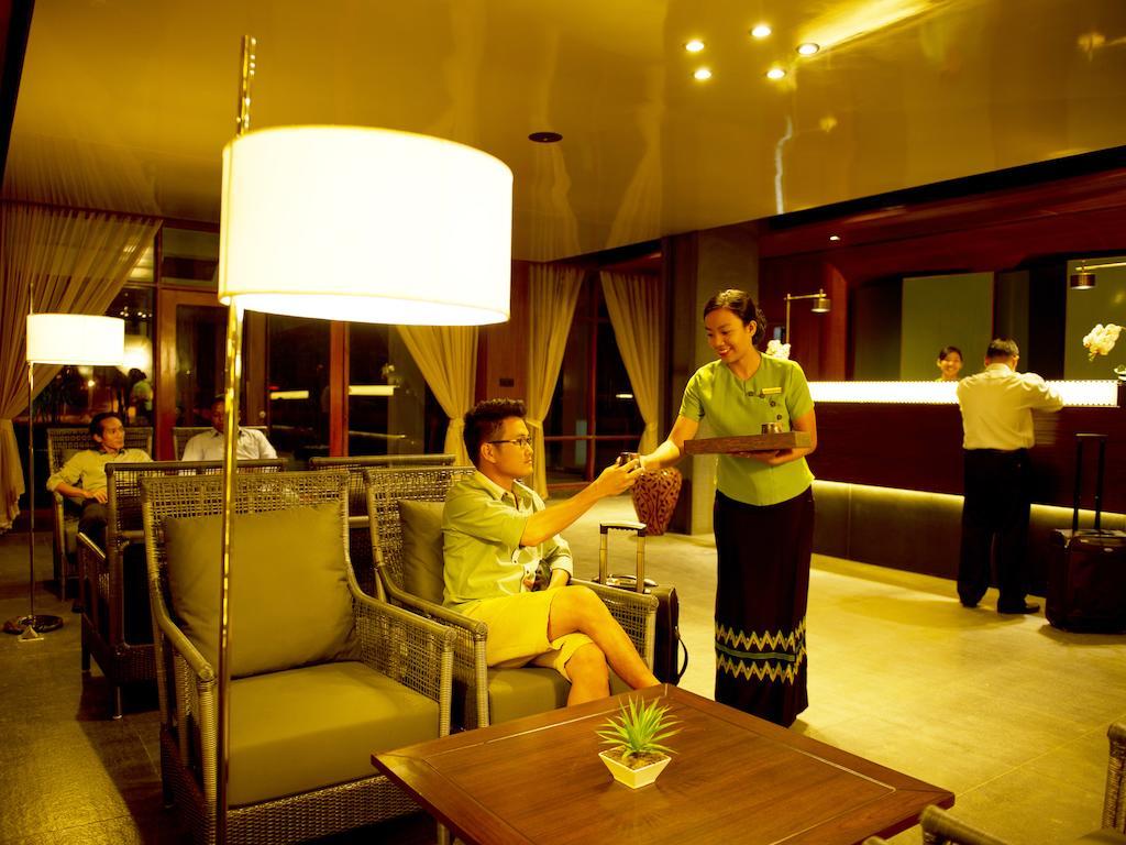 Emerald Palace Hotel Naypyidaw Dış mekan fotoğraf
