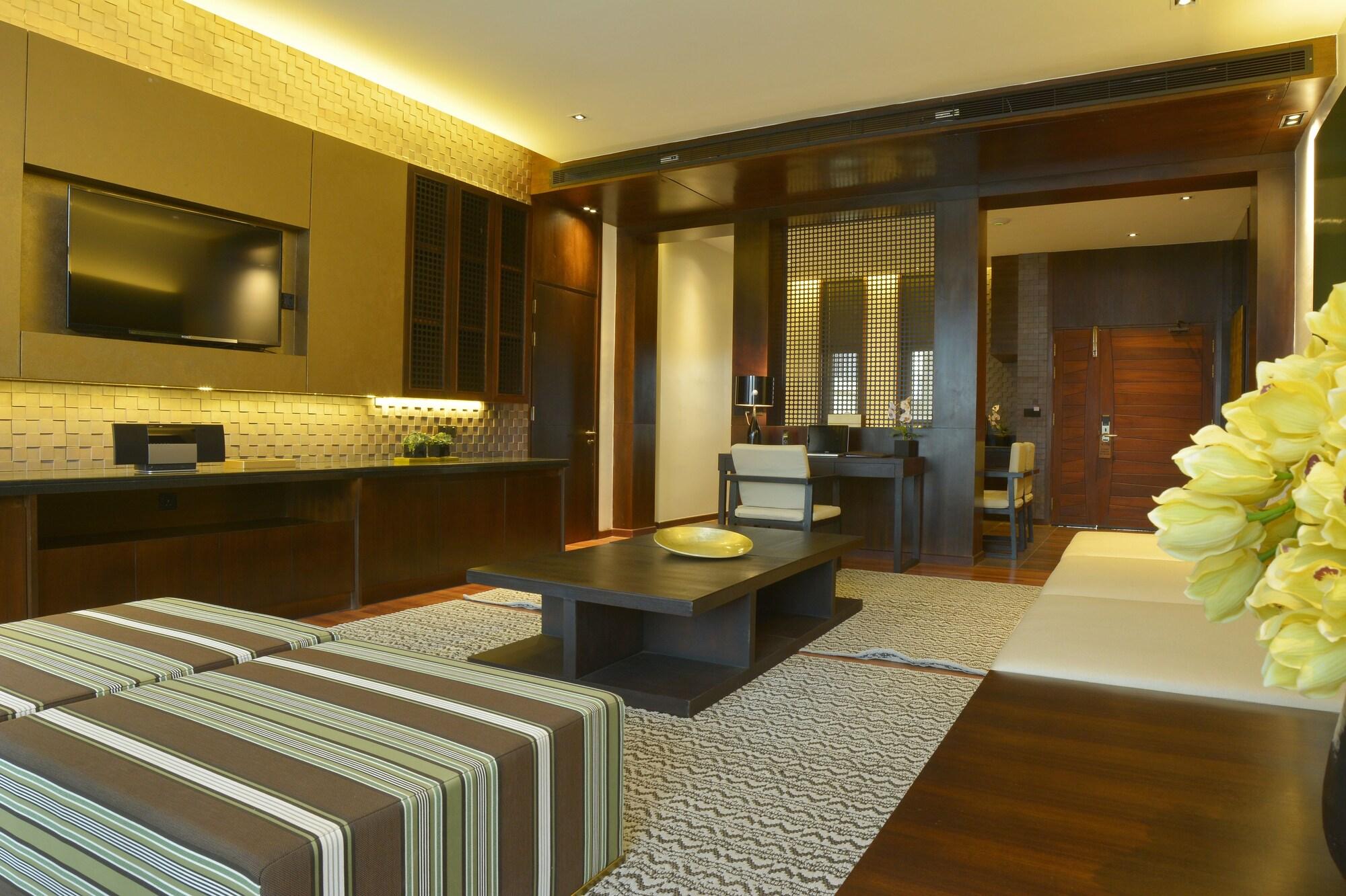 Emerald Palace Hotel Naypyidaw Dış mekan fotoğraf